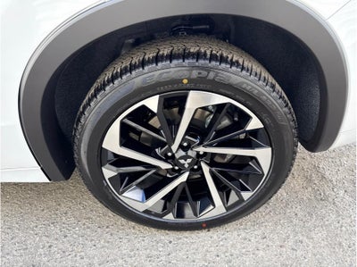 2025 Mitsubishi Outlander PHEV SEL