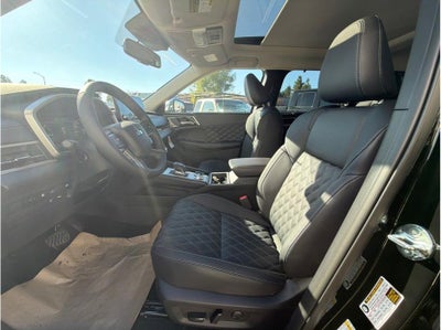 2025 Mitsubishi Outlander PHEV SEL