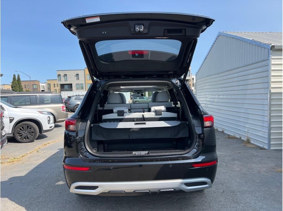 2025 Mitsubishi Outlander PHEV SEL