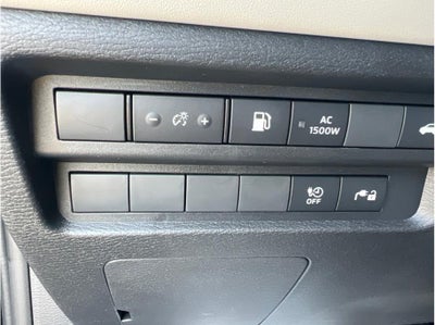 2025 Mitsubishi Outlander PHEV SEL