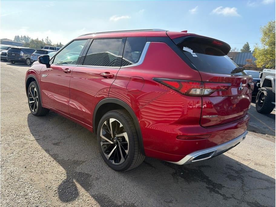 2025 Mitsubishi Outlander PHEV SEL