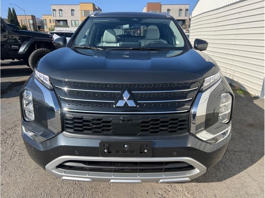 2025 Mitsubishi Outlander PHEV SEL