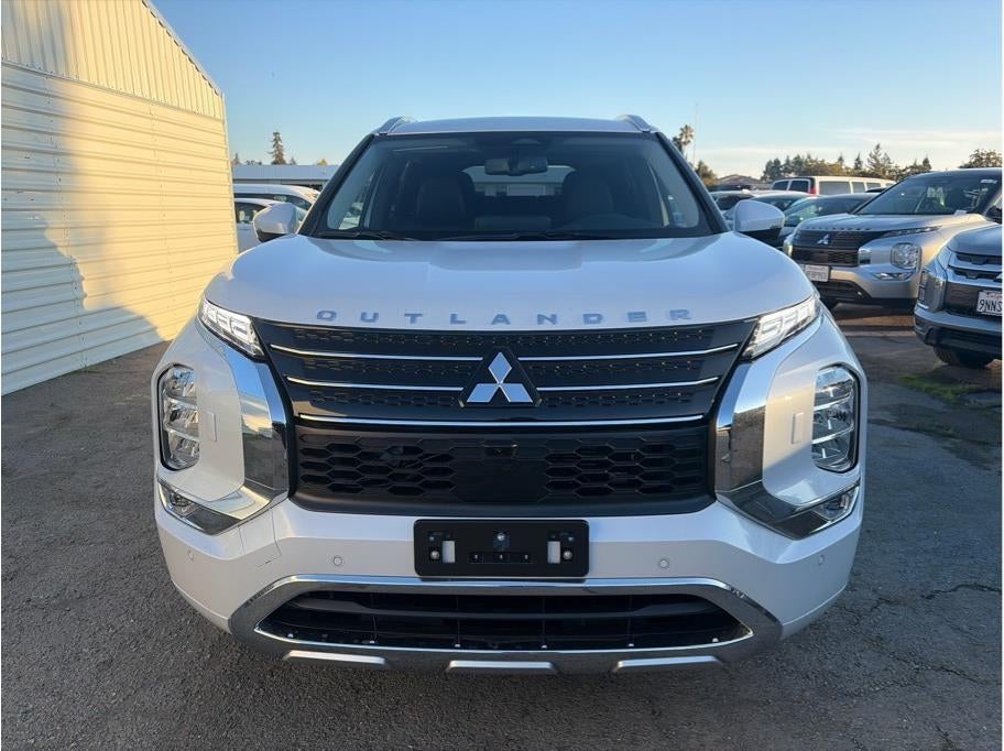 2025 Mitsubishi Outlander PHEV SEL