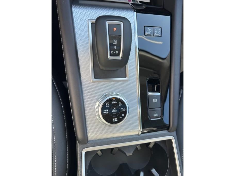 2025 Mitsubishi Outlander PHEV SEL