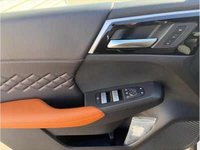 2025 Mitsubishi Outlander PHEV SEL Premium Package