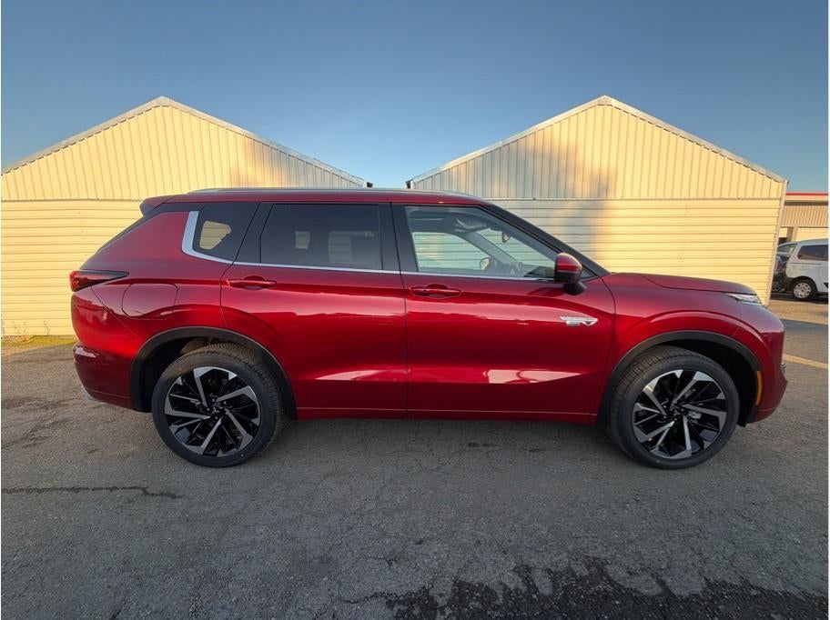 2025 Mitsubishi Outlander PHEV SEL