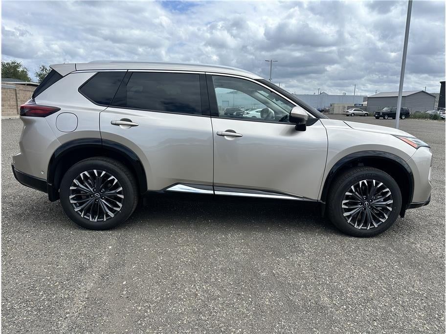2026 Nissan Rogue Platinum Sport Utility 4D