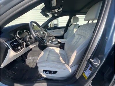 2018 BMW 5 Series 540i Sedan 4D