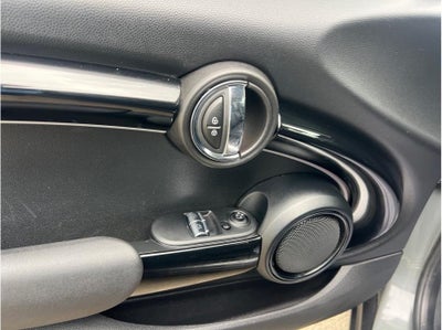 2022 MINI Hardtop 2 Door Cooper SE Hatchback 2D