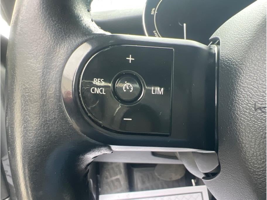 2022 MINI Hardtop 2 Door Cooper SE Hatchback 2D