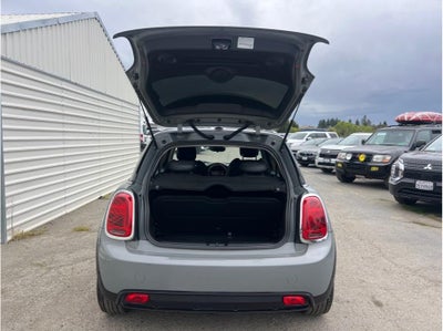 2022 MINI Hardtop 2 Door Cooper SE Hatchback 2D