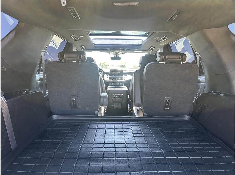 2021 Chevrolet Suburban LS Sport Utility 4D