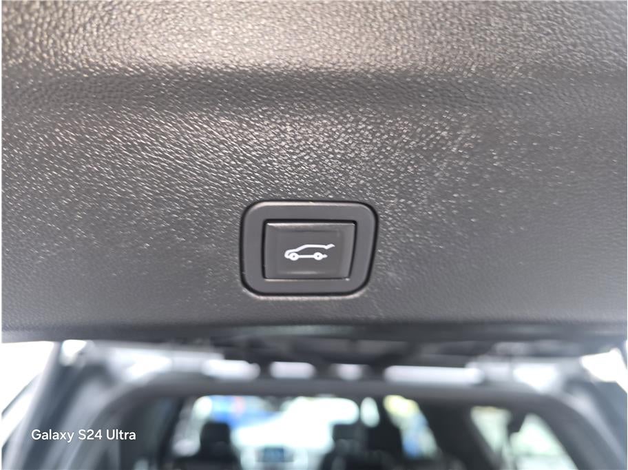 2023 Chevrolet Suburban Premier Sport Utility 4D