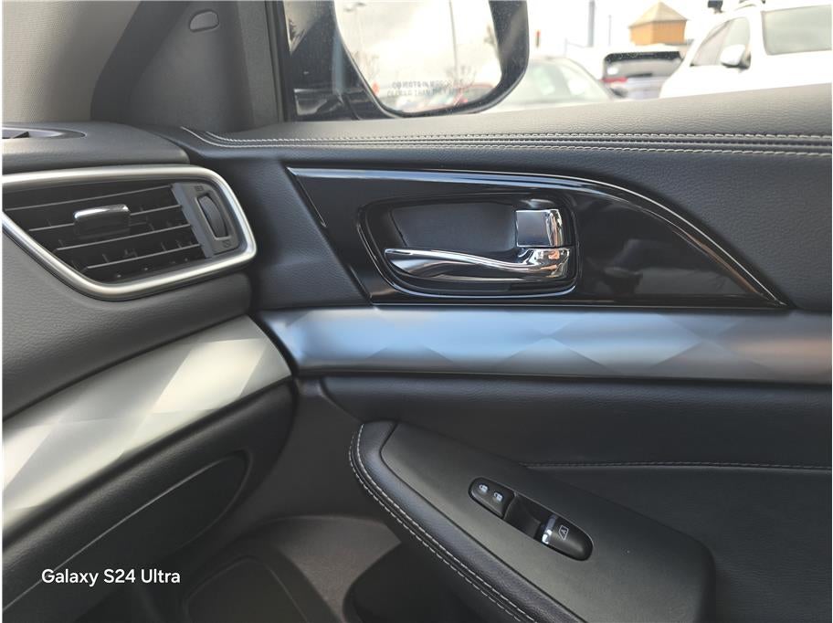 2023 Nissan Maxima SV Sedan 4D