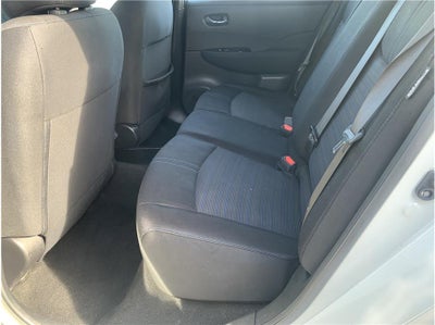 2022 Nissan LEAF SV Hatchback 4D