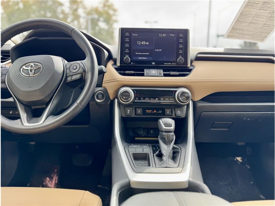 2020 Toyota RAV4 XLE Premium Sport Utility 4D