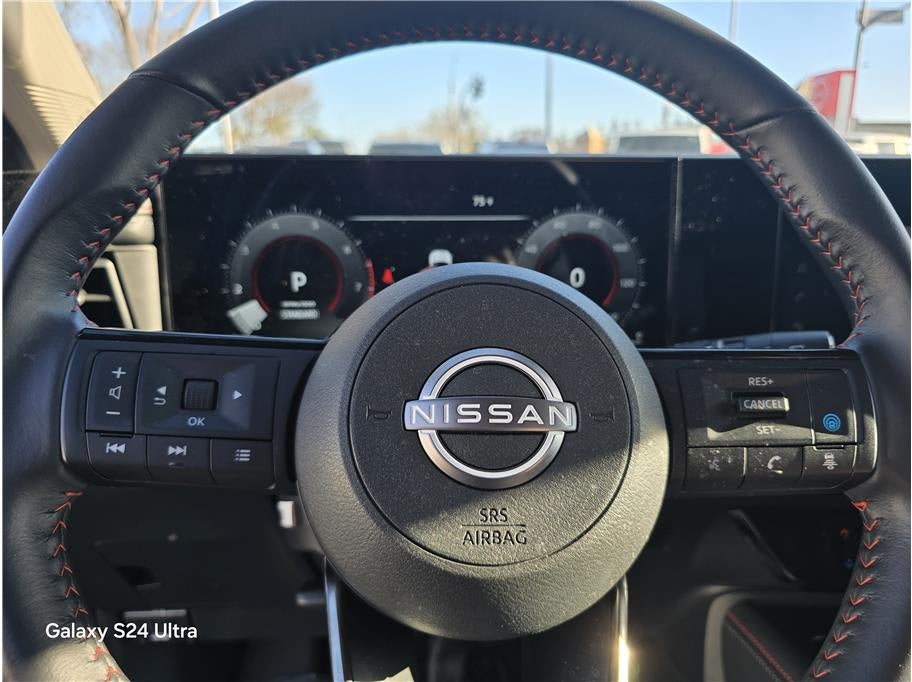 2025 Nissan Kicks SR Sport Utility 4D