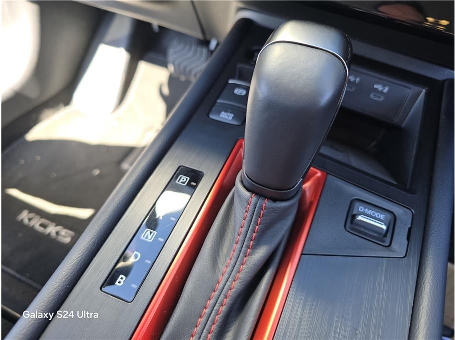 2025 Nissan Kicks SR Sport Utility 4D