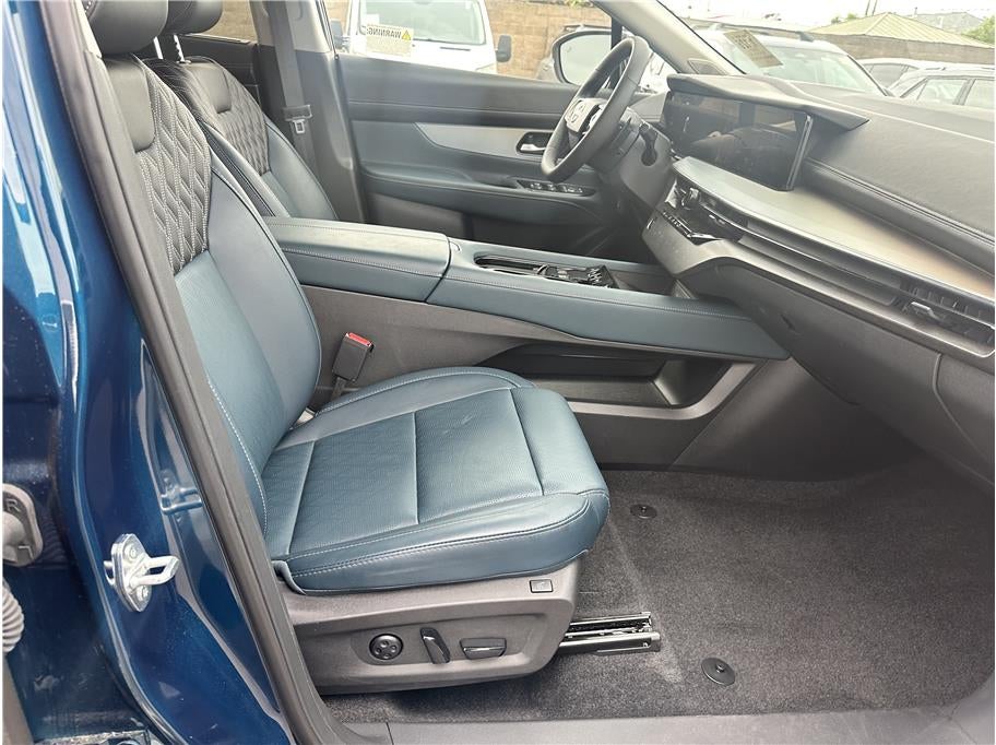 2025 Nissan Murano Platinum Sport Utility 4D