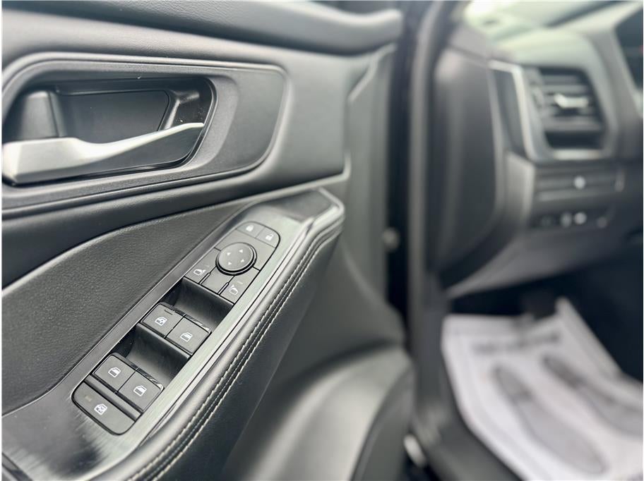 2024 Nissan Rogue SV Sport Utility 4D