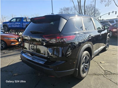2024 Nissan Rogue SV Sport Utility 4D