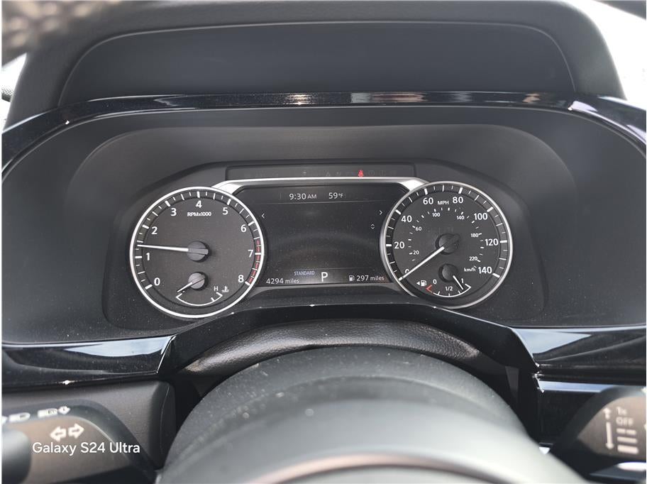 2024 Nissan Pathfinder SV Sport Utility 4D