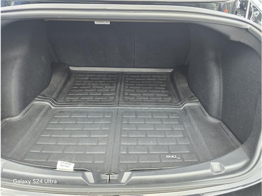 2019 Tesla Model 3 Standard Range Sedan 4D