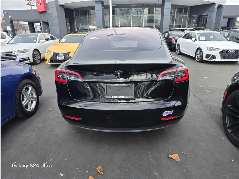 2019 Tesla Model 3 Standard Range Sedan 4D