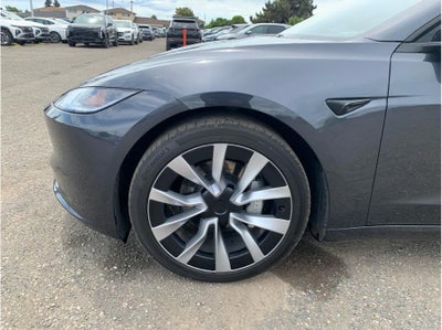 2024 Tesla Model 3 Long Range Sedan 4D