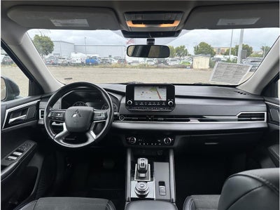 2024 Mitsubishi Outlander SE Sport Utility 4D