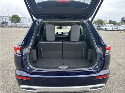 2024 Mitsubishi Outlander SE Sport Utility 4D