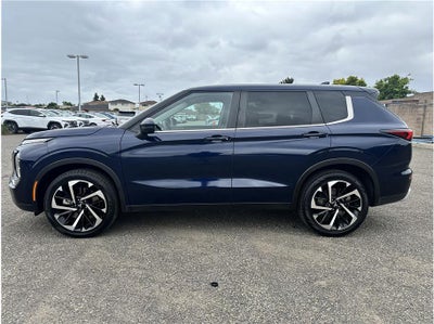 2024 Mitsubishi Outlander SE Sport Utility 4D