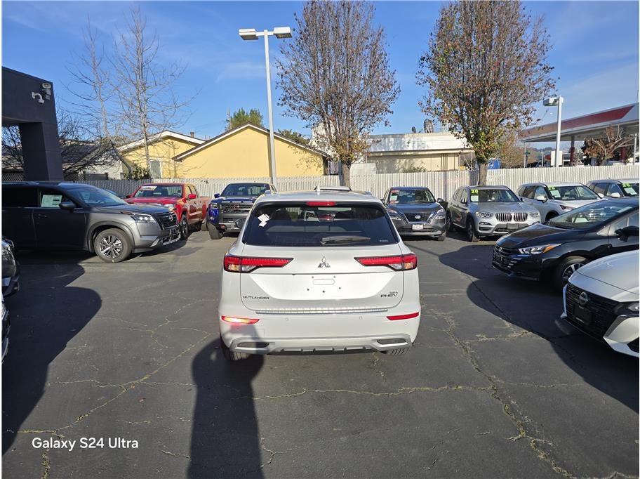 2025 Mitsubishi Outlander PHEV SEL Sport Utility 4D