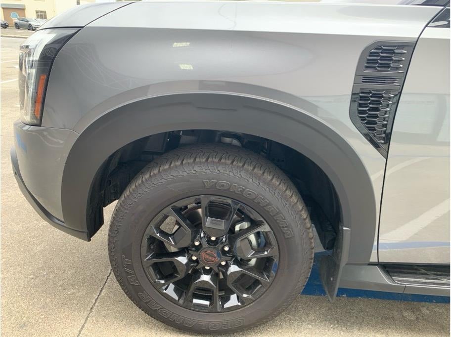 2025 Nissan Armada PRO-4X Sport Utility 4D