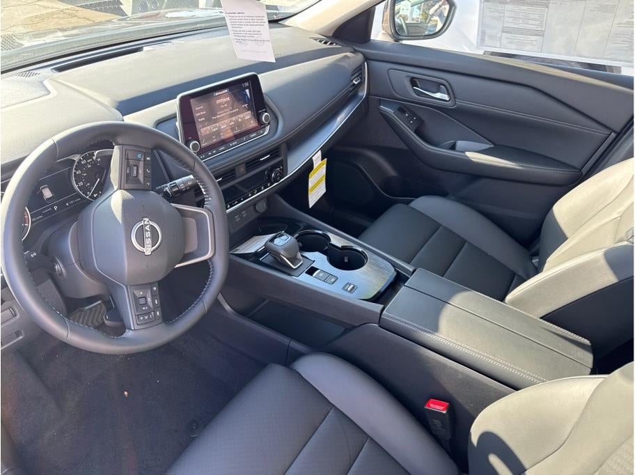 2025 Nissan Rogue SV Sport Utility 4D