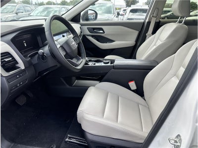 2025 Nissan Rogue SL Sport Utility 4D