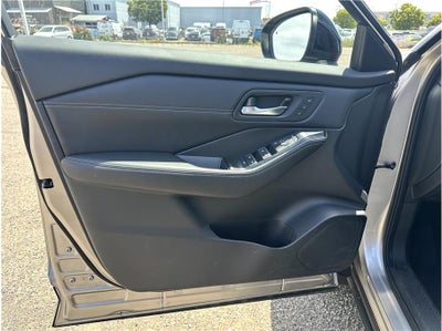 2025 Nissan Rogue SL Sport Utility 4D