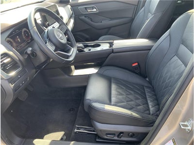 2023 Nissan Rogue Platinum (2023.5) Sport Utility 4D