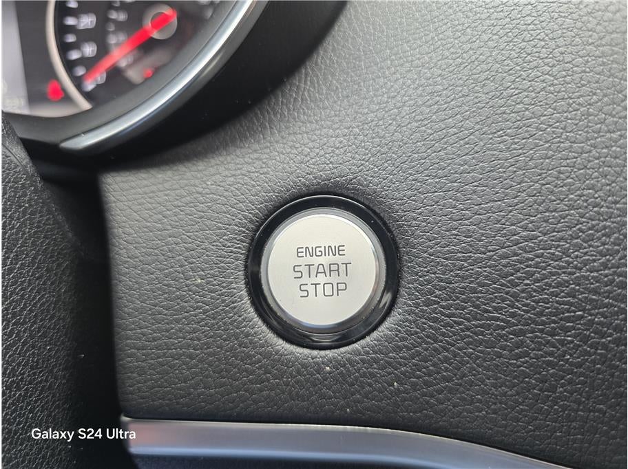 2022 Kia Stinger GT-Line Sedan 4D