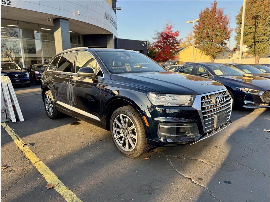 2018 Audi Q7 3.0T Premium Plus Sport Utility 4D