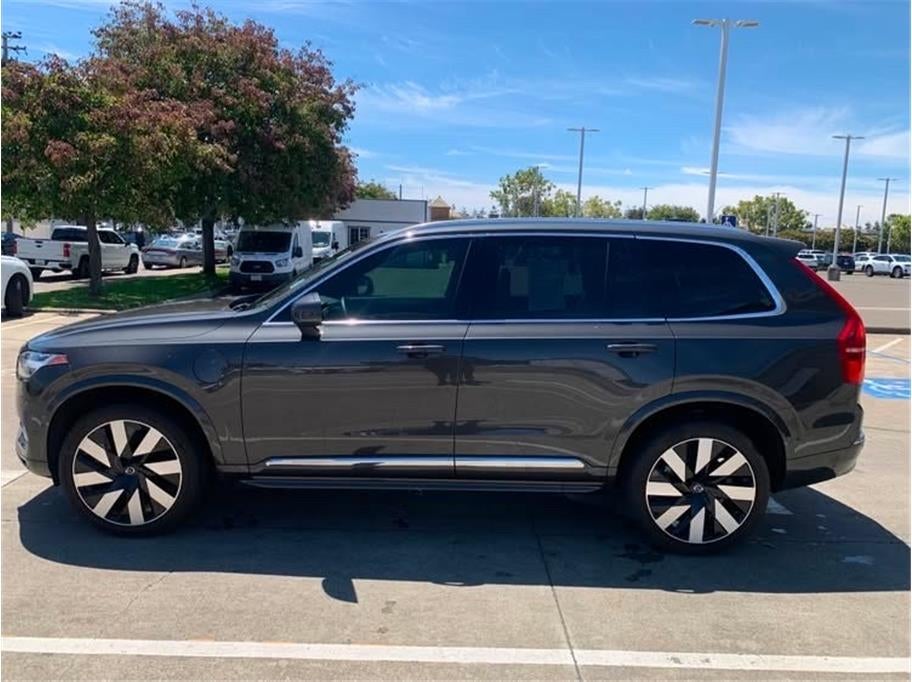 2023 Volvo XC90 T8 Recharge Ultimate Bright Theme Plug-In Hybrid Sport Utility 4D