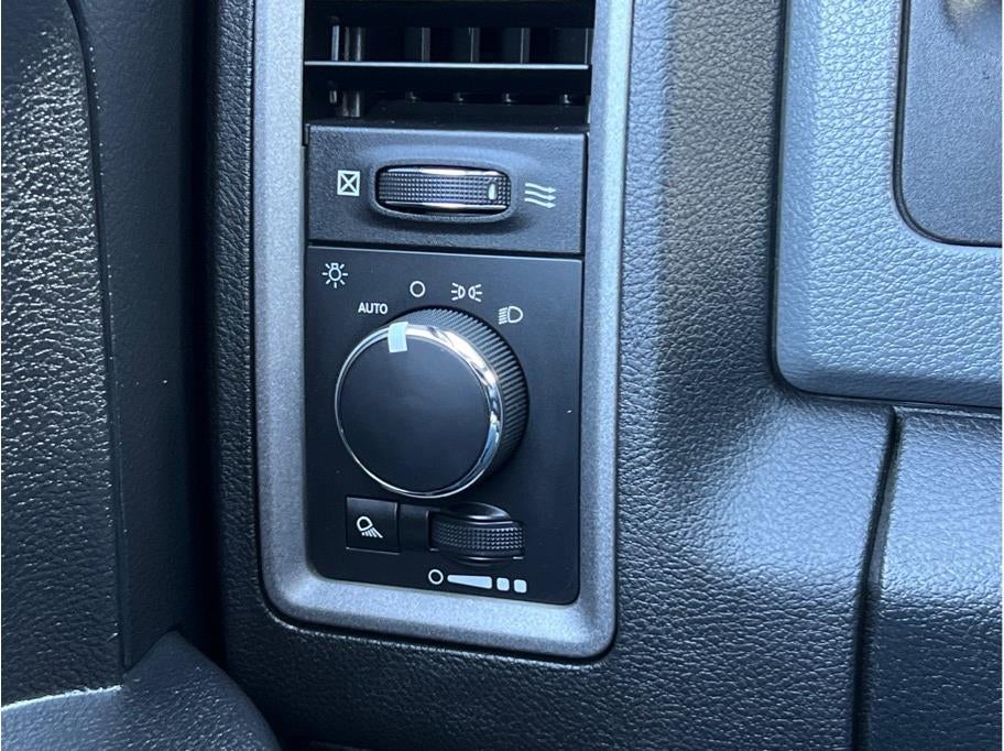 2018 RAM 1500 Crew Cab Tradesman Pickup 4D 5 1/2 ft