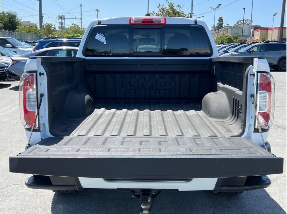 2022 GMC Canyon Crew Cab AT4 Pickup 4D 5 ft