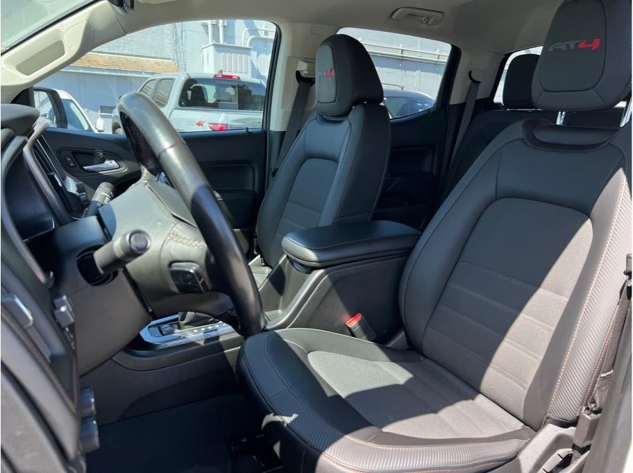 2022 GMC Canyon Crew Cab AT4 Pickup 4D 5 ft