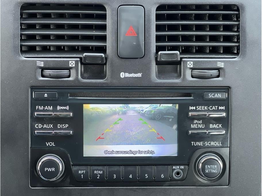 2015 Nissan LEAF S Hatchback 4D