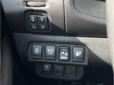 2015 Nissan LEAF S Hatchback 4D