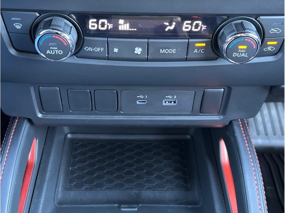 2024 Nissan Frontier Crew Cab PRO-4X Pickup 4D 5 ft