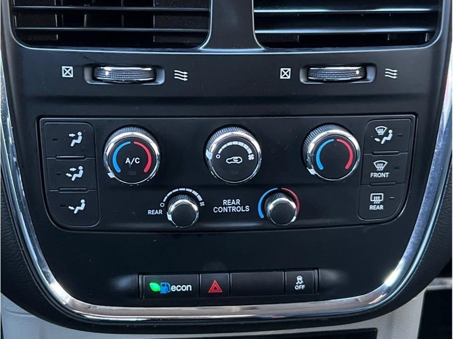 2019 Dodge Grand Caravan Passenger SE Minivan 4D