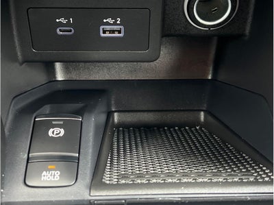 2023 Nissan Kicks SR Sport Utility 4D