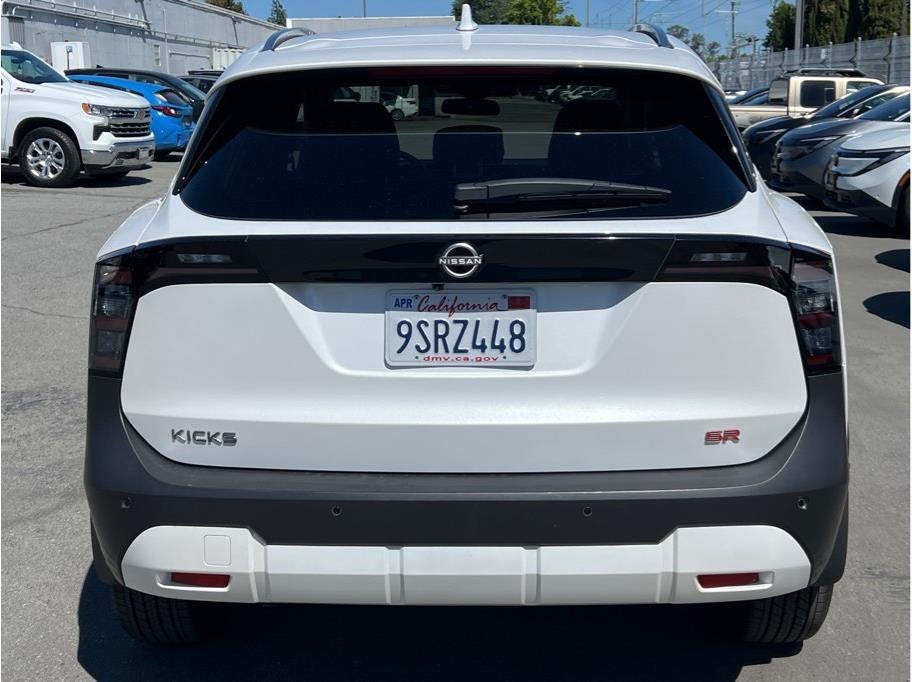 2025 Nissan Kicks SR Sport Utility 4D